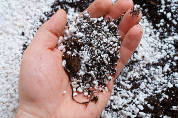 Agroperlit wymieszany z podłożem